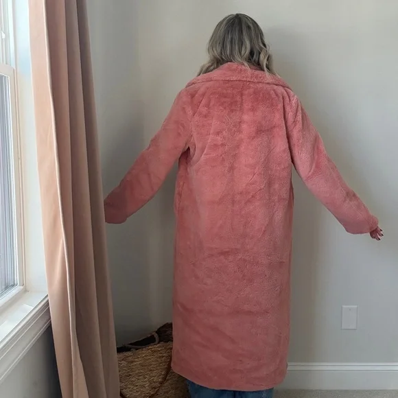 PrettyLittleThing Pink Faux Fur coat - Picture 3 of 5